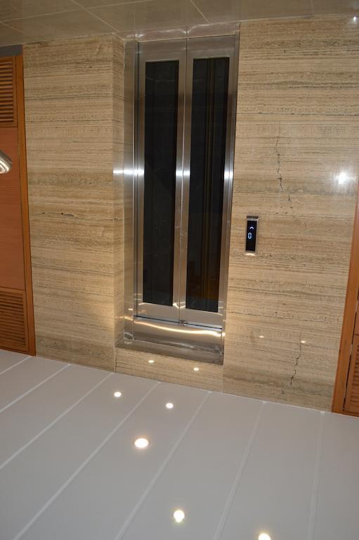 Hotel Ashray Inn Ahmedabad Buitenkant foto